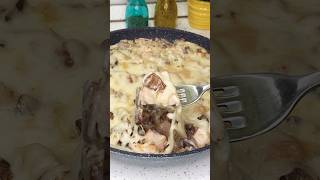 Курица с Грибами и Сыром! Быстрый и вкусный Жюльен #shortsyoutube#рецепты#курицасгрибами