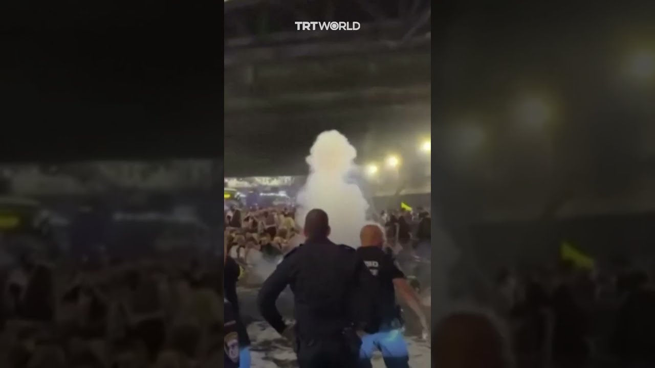 Israeli Police Violently Clash With Protesters In Tel Aviv