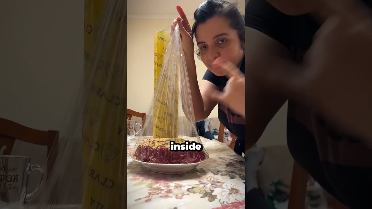 Этот лайфхак для торта просто гениален 🤯 (@keto.maniya на TT)