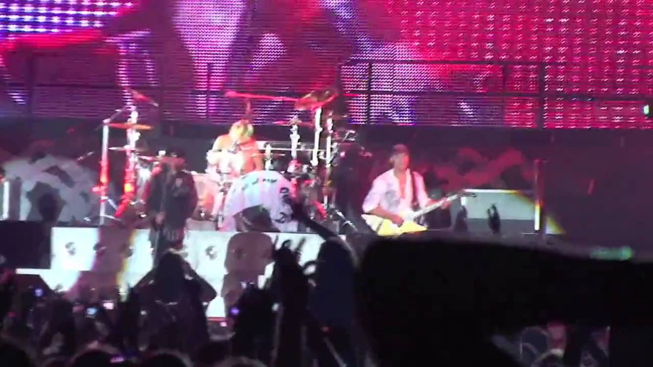 Still Loving You - Scorpions - Live in Athens 2009 HD video phone beyonce mp3