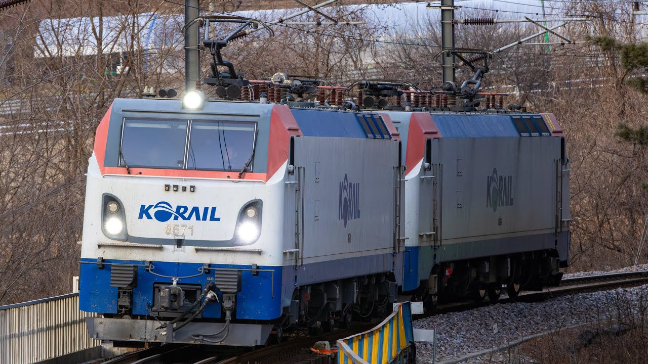 [#3085] 철암-부산진 종점건널목 통과