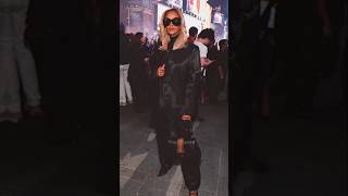 Tom Brady, Paris Hilton & Cindy Crawford on ONE Runway?!