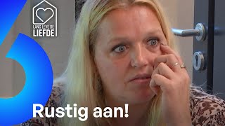 Is Cynthia wel KLAAR voor een KNUFFELBEER die wil DOORPAKKEN? | Lang Leve de Liefde #AFL557