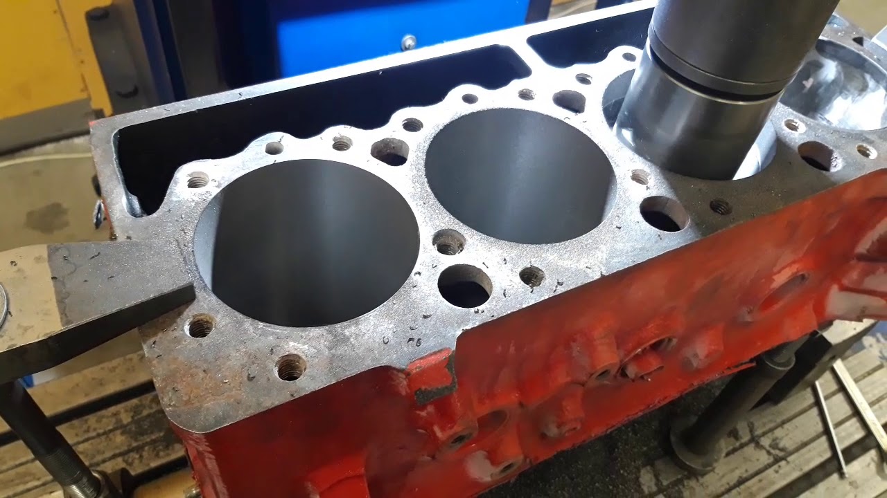 Гильзовка блока - YouTube