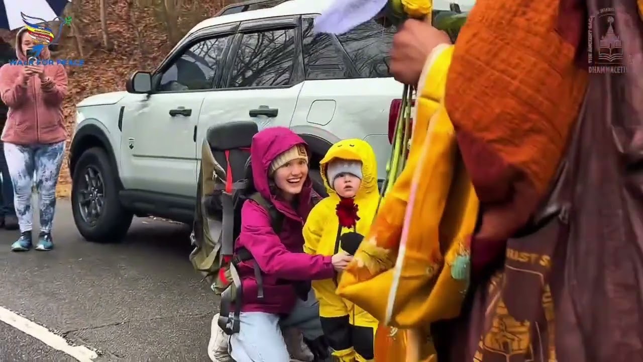 20 Monk 🙏 Walk for Peace 🙏 Namo Buddha 🙏🙏🙏🙏🙏