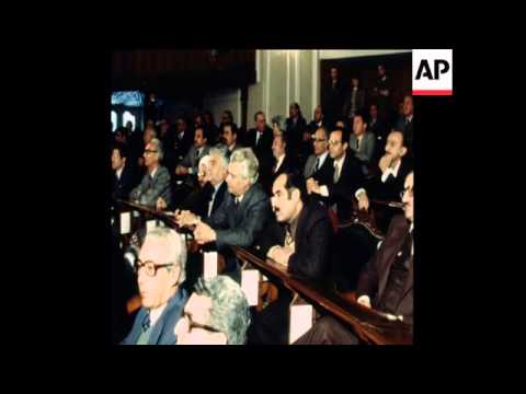 SYND 12 1 79 IRAN'S PRIME MINISTER BAKHTIAR ADDRESSING THE PARLIAMENT IN TEHRAN