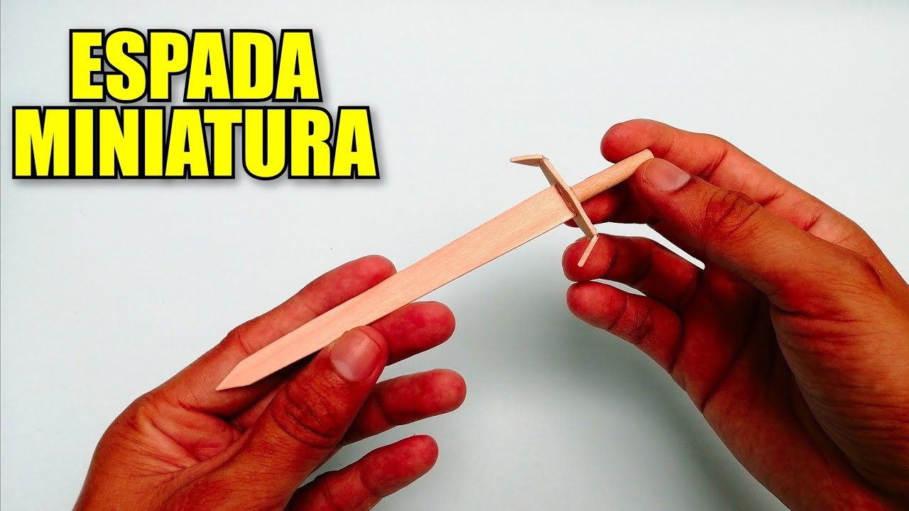 ESPADA MINIATURA hecha con palitos de helado - MINIATURE SWORD made with ice cream sticks