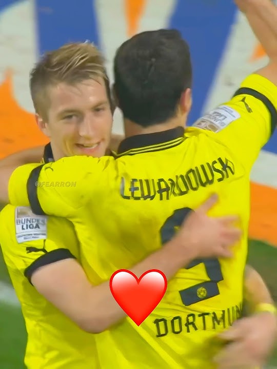 Reus & Lewy Friendship 😢