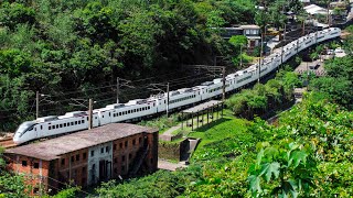 台鐵228次EMU3000自強號通過猴硐復興礦坑下方-2022/04/12