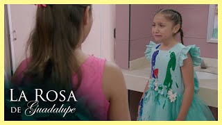 Vero es molestada en la escuela | La rosa de Guadalupe 1/4 | La Reina de la Basura