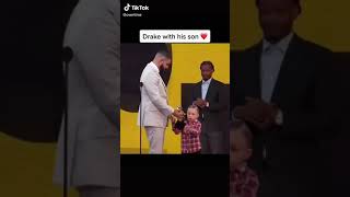 Drake With His Son 😍