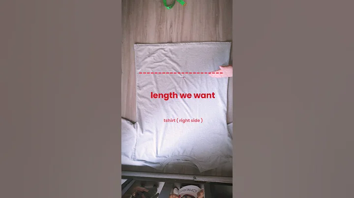 How to Crop T-shirt Keeping the Hem Sewing Tutorial #diycroptop #upcycledclothing #keepthehem