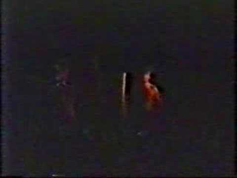 Einstürzende Neubauten, "Ein Stuhl in der Hölle"