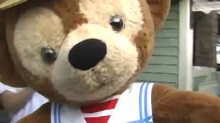 2005年ごろのダッフィーグリーティング ディズニーベア - YouTube