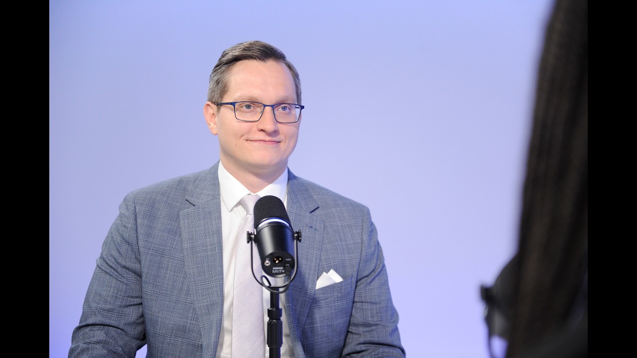Trhům vládne panika, prudce zvedá ceny u benzinek. Expert nastínil, co bude s plynem