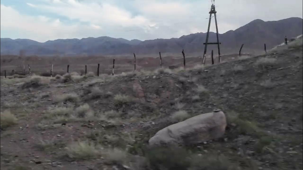 Фотоаппарат в горах. Маскировки видеокамеры на горе. Гора из фотокамер. Стабилизатор для gopro. Экшн камера кэнон.