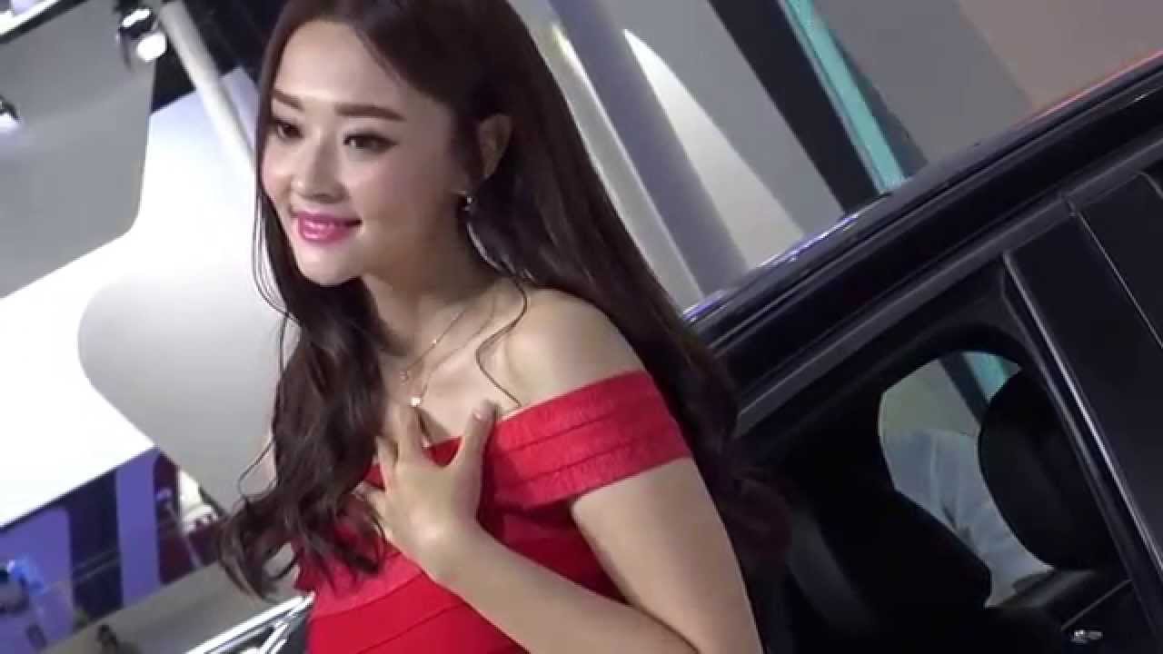 中国でも注目の 広州モーターショー15が開幕 Cheryの美人コンパニオン Youtube