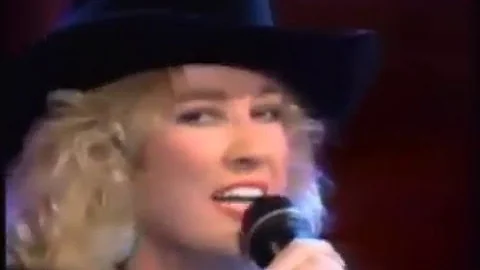 Tanya Tucker - If Your Heart Ain't Busy Tonight (Live - 1992)