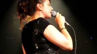 Nouvelle Vague - God Save the Queen (mess up the lyrics)