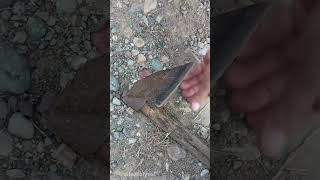 Tarla Çapasına Hazırlık. Kazmaları Zımparayla Biledik