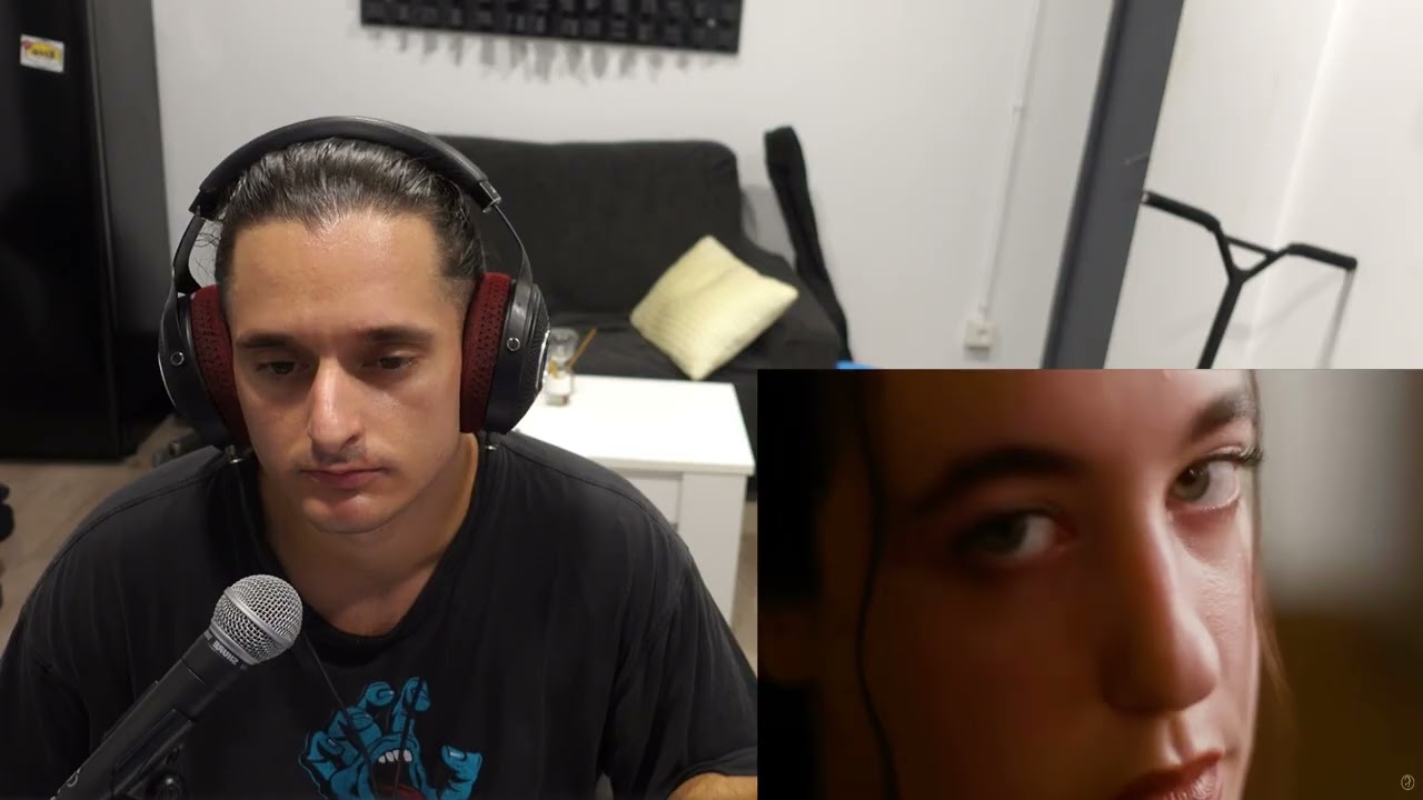 REACCIÓN: FAENNA x BADB - Fumando Flores