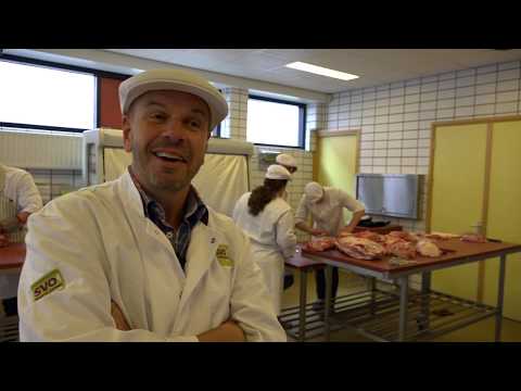 Video: Hoe Een Varkenskop Van Het Land Te Koken?