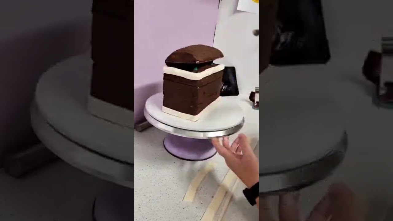 The making of the Pirate Treasure Chest Cake.