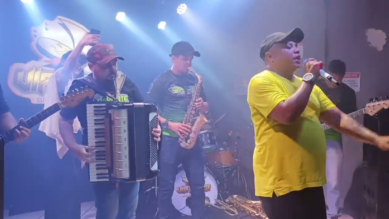 FORRÓ QUE SE GARANTE NO VIA PIZZA FORTALEZA SUCESSO GATINHA NO FORRÓ