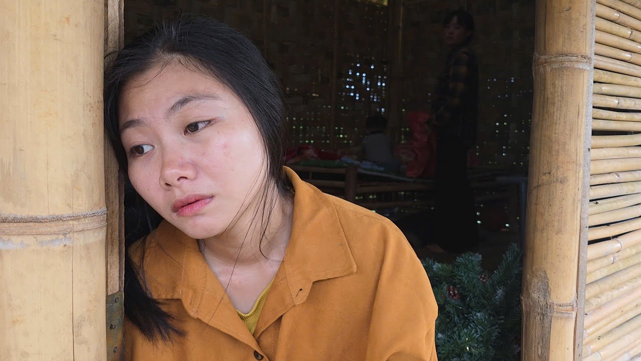 Single mother: Helping an 80 year old woman. The difficult choice when adopting a baby | DieuHan