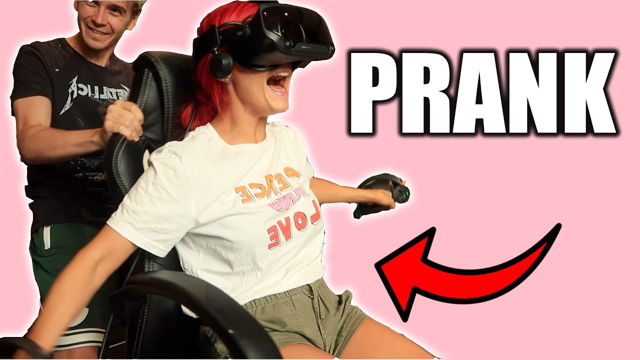 PRANKING my GIRLFRIEND in VR