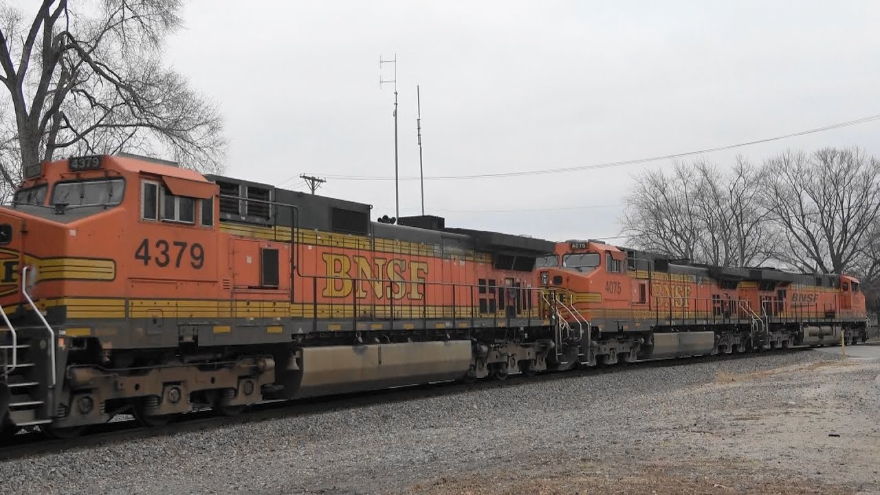 BNSF & Iowa Interstate in Colona, IL