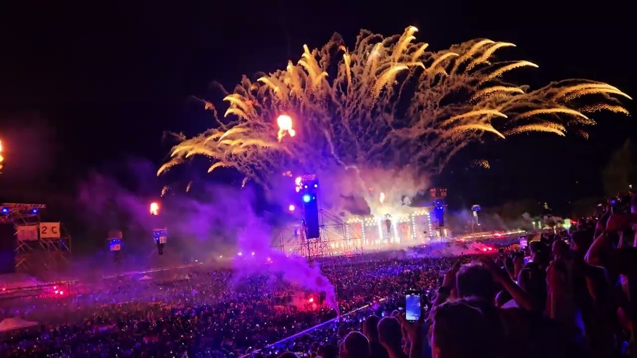 M. P. Thompson - Otvaranje Koncerta & Ustani iz Sjene (Live) - Hipodrom Sinj