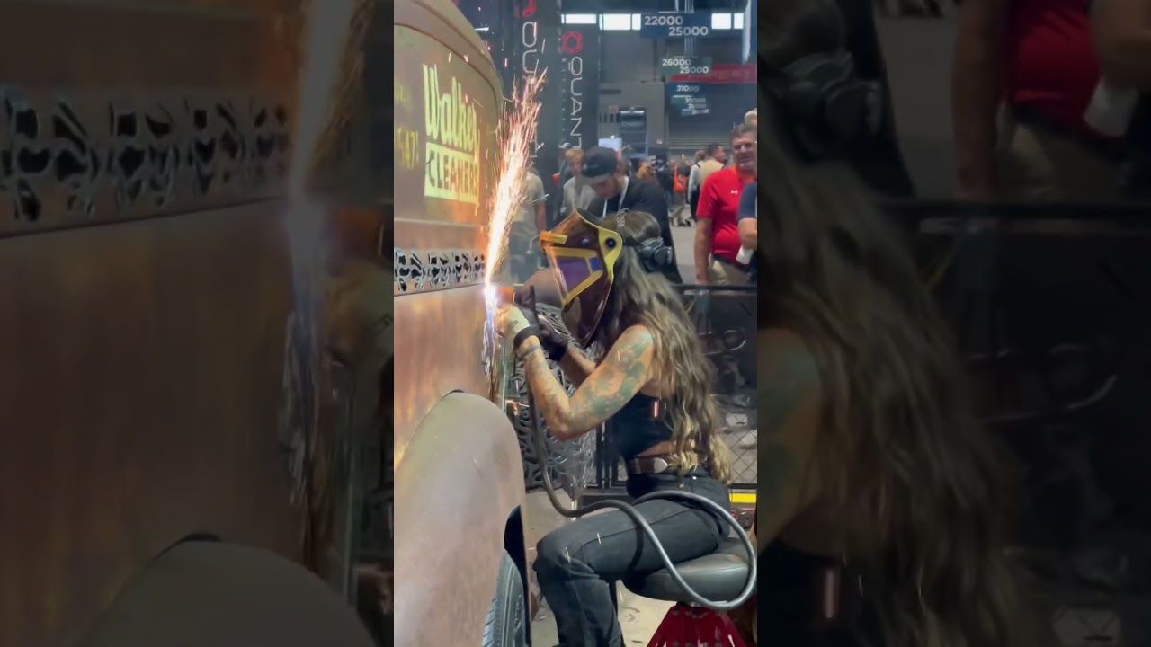 Welding woman in the Fabtech Expo.