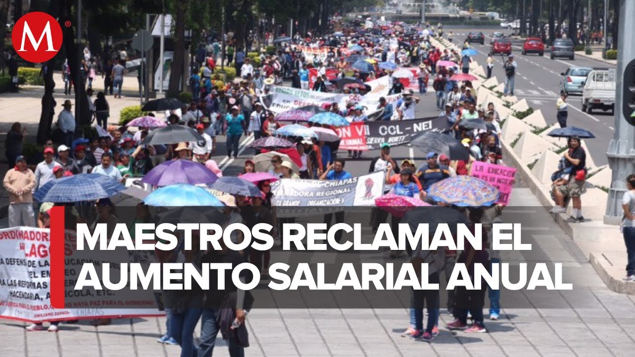 Marcha de maestros de la CNTE llega a Bellas Artes; realizan mitin en ...