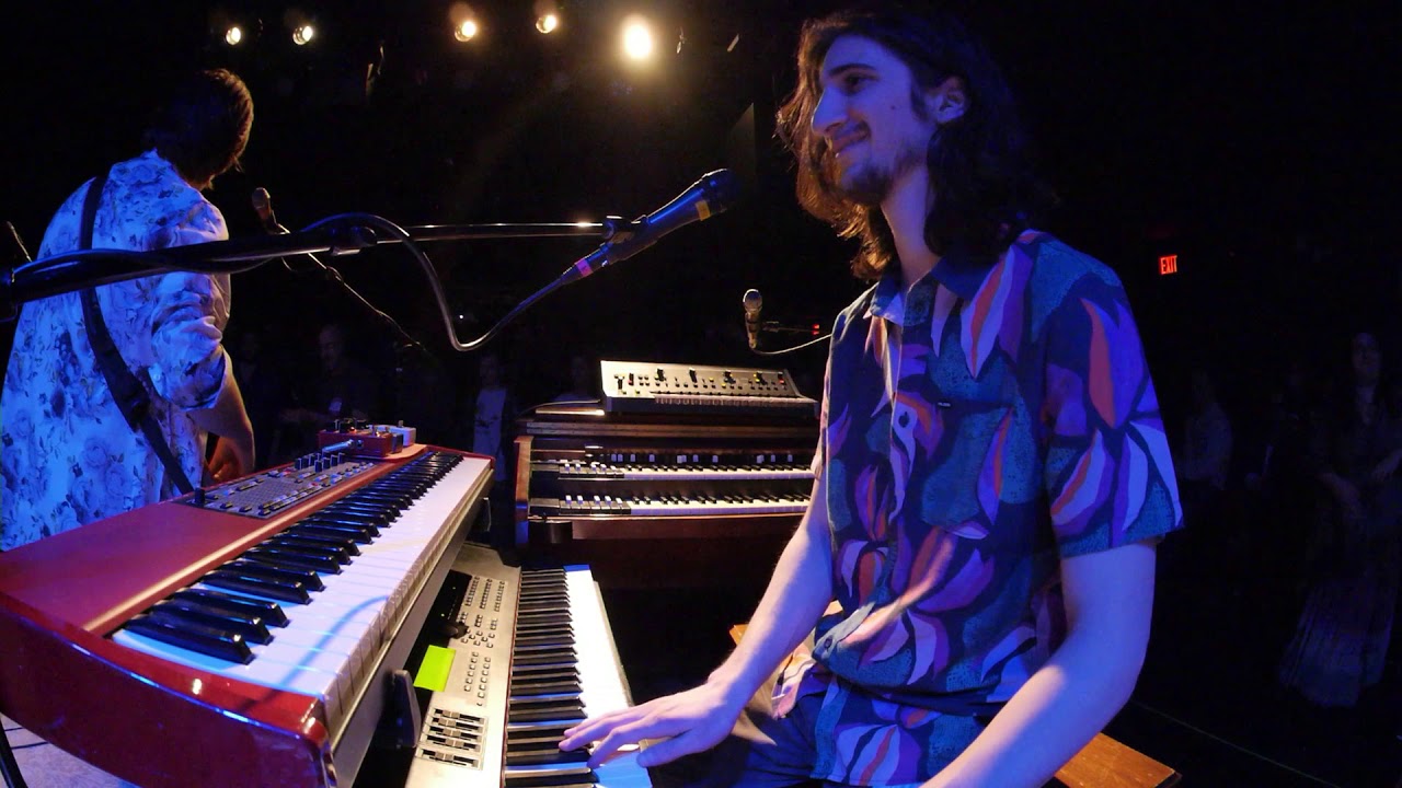 Obejrzyj Eggy | "Upside Down" | Live at StageOne | 3.30.2019 w YouTube Obejrzyj Eggy | "Upside Down" | Live at StageOne | 3.30.2019 w YouTube