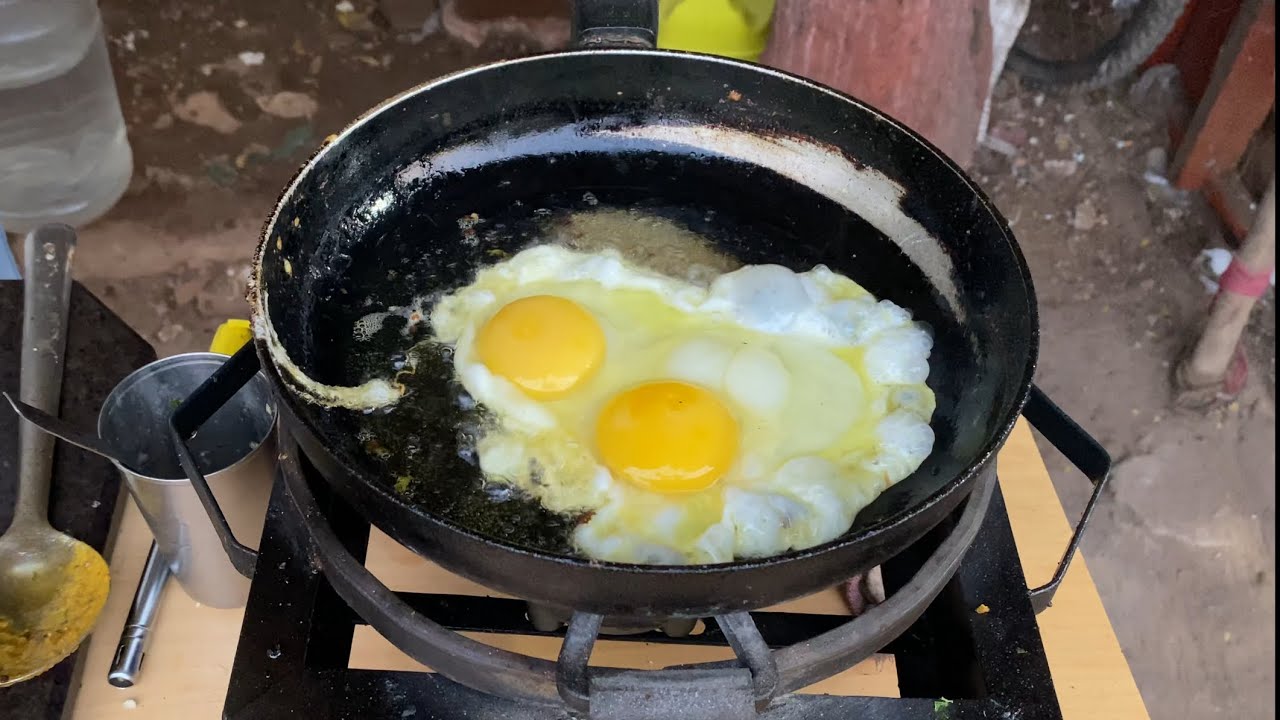 EGG HALF FRY || SPICY & TASTY || INDIAN STREET FOOD || @ RS. 90/-