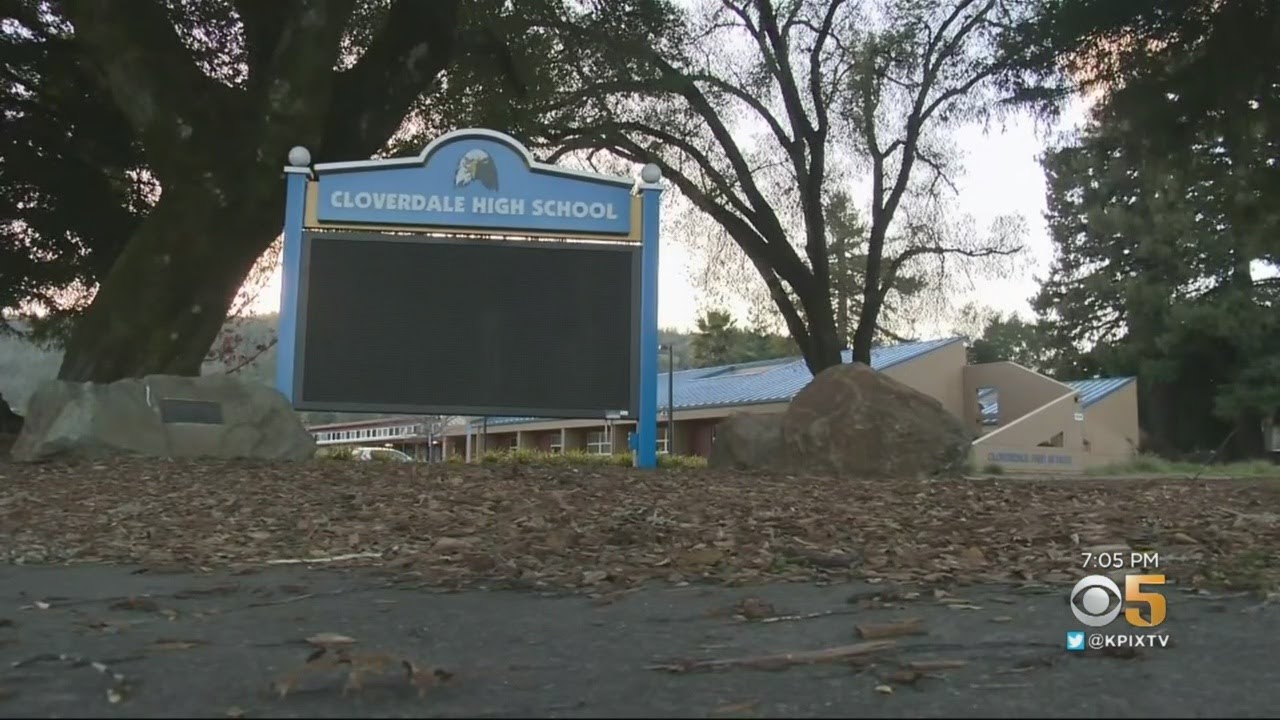 Cloverdale High School Teacher Arrested For Staging Student Fight Club In Classroom - YouTube