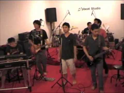 Upbeat Studio/PTT/โปรดส่งใครมารักฉันที(Cover)