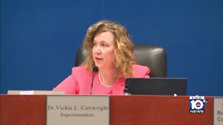 Cartwright leaving Broward school district after approval of separation agreement