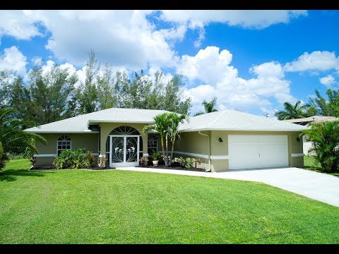 Waterfront Home for Sale- 2240 SW 17th Ave, Cape Coral FL