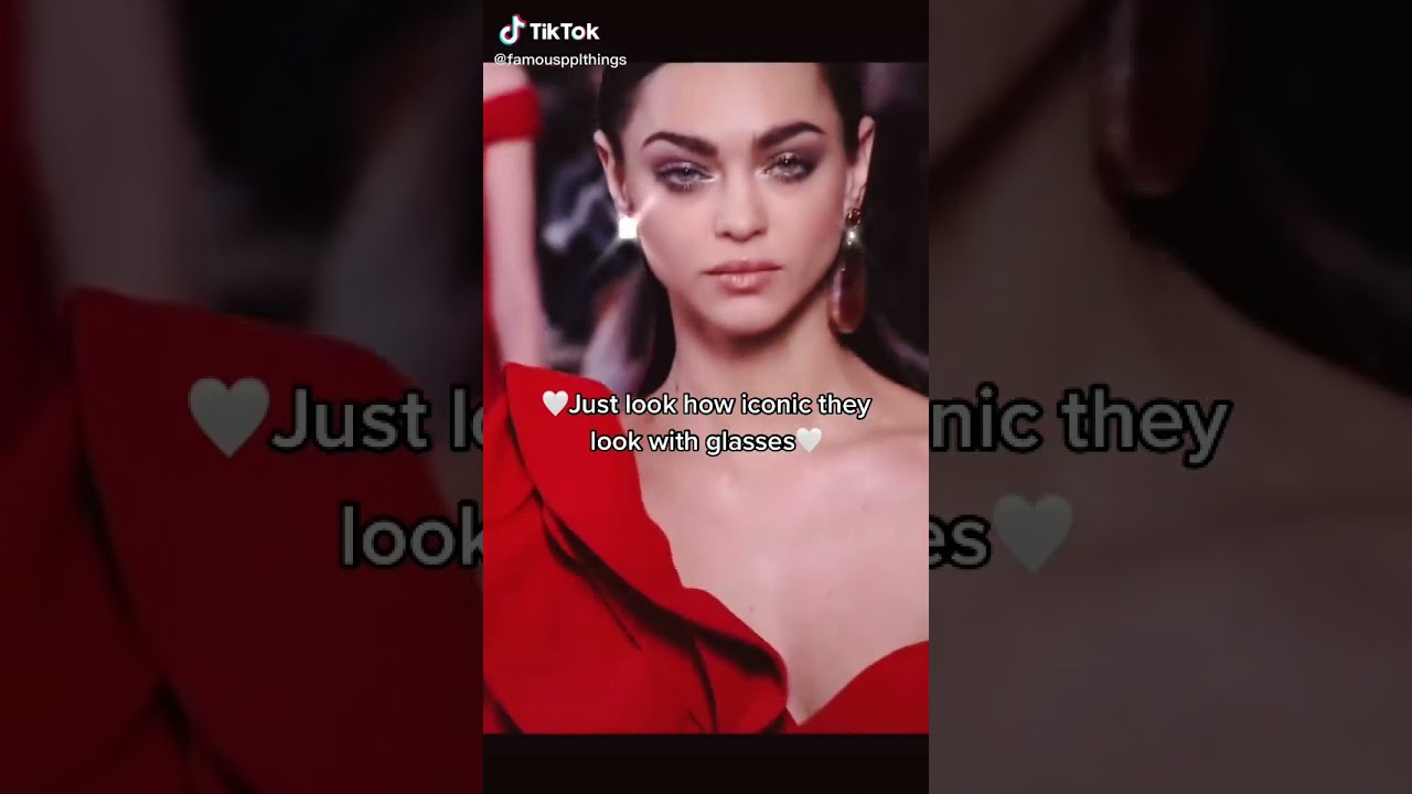 Celebrities that look great with glasses TikTok: famouspplthings