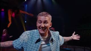Mart Hoogkamer - Feest In De Tent (Officiële Videoclip)