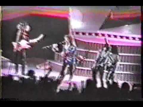 RATT - Dance (live 1987) New York - YouTube