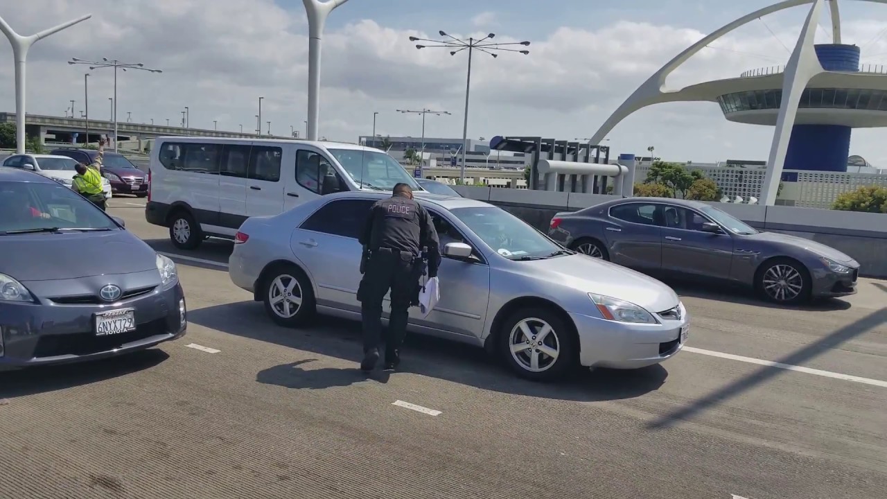 Part 2 LAX PD cracking down on uber and lyft drivers who do not follow the rules at lax