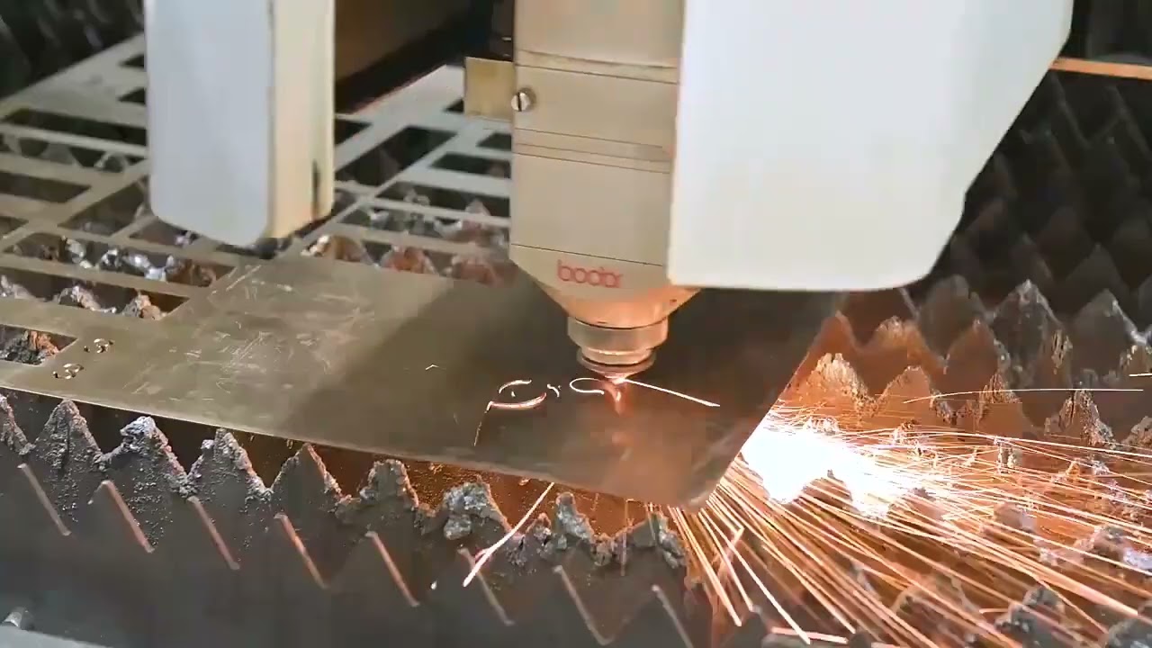 Bond Pipe Laser Cutting Machine 1500-60000W Zero Tailings Four Chuck