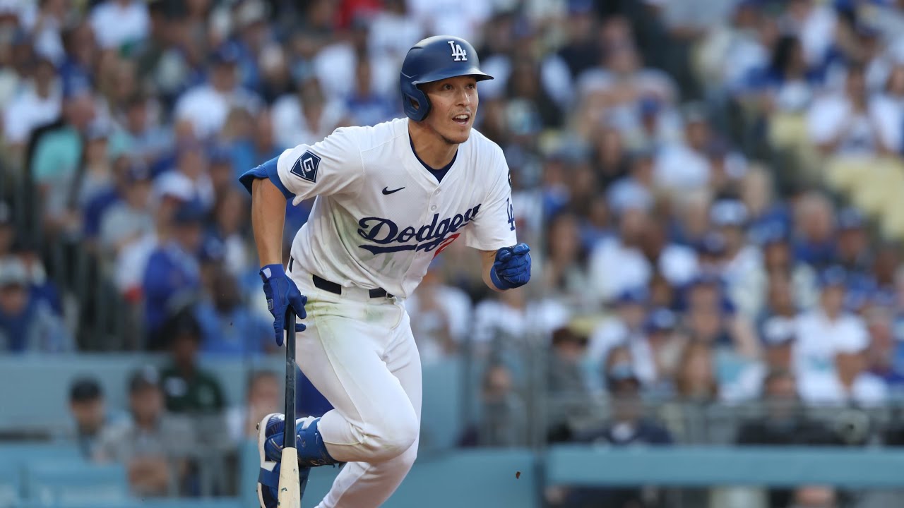 Tommy Edman 2025 Highlights - YouTube