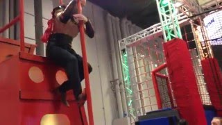 Showcase Precision™ Timer Set - Reko Rivera takes on Adventure Solutions' Ninja Course