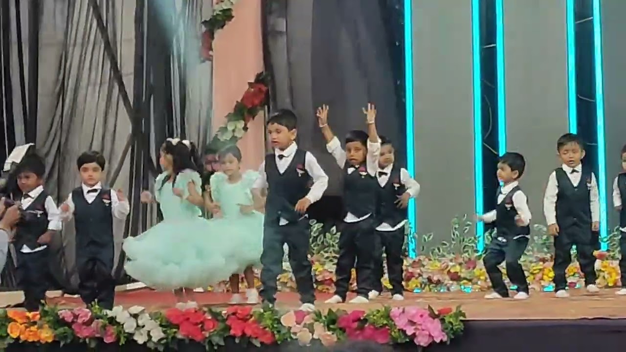 Zoobi doobi.....Jia's dance in annual function in school... Nursary in 2024