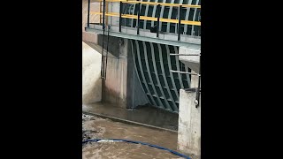 SCOUR GATE - AUTOMATIC , NON-ELECTRO-MECHANICAL.