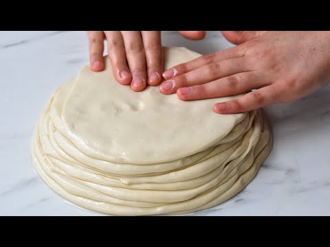 Hazır yufkadan el açması tadında ıspanaklı börek - Kolay börek tarifleri. 